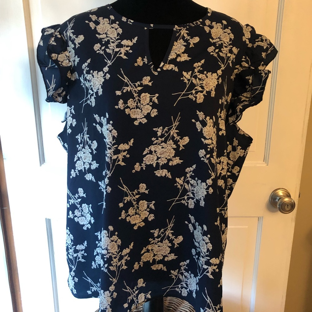 Shein curve blouse size 3X.